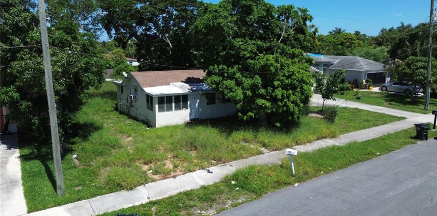 House in Delray Beach, Florida 1 bedroom, 57.97 sq.m. № 2094897