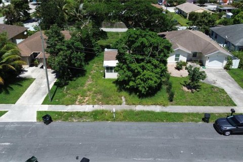 House in Delray Beach, Florida 1 bedroom, 57.97 sq.m. № 2094897 - photo 25