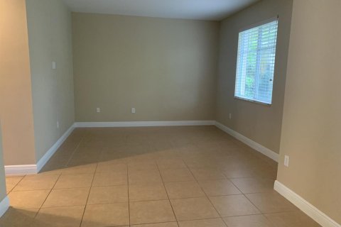 Townhouse in Boca Raton, Florida 3 bedrooms, 216.83 sq.m. № 2172570 - photo 17