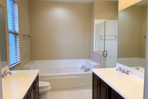 Townhouse in Boca Raton, Florida 3 bedrooms, 216.83 sq.m. № 2172570 - photo 24