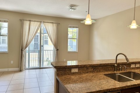 Townhouse in Boca Raton, Florida 3 bedrooms, 216.83 sq.m. № 2172570 - photo 11