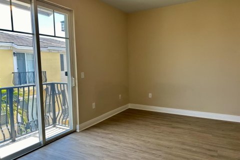 Townhouse in Boca Raton, Florida 3 bedrooms, 216.83 sq.m. № 2172570 - photo 25