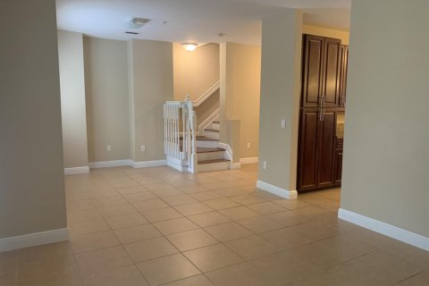 Townhouse in Boca Raton, Florida 3 bedrooms, 216.83 sq.m. № 2172570 - photo 19