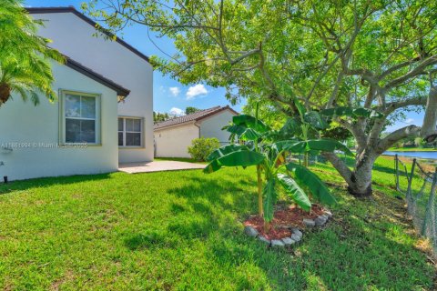 House in Pembroke Pines, Florida 3 bedrooms № 1891432 - photo 30