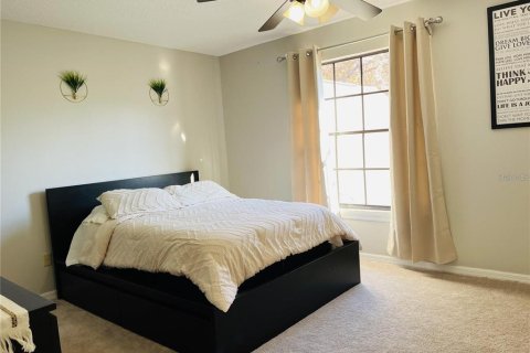 Touwnhouse à vendre à Tampa, Floride: 2 chambres, 104.05 m2 № 2419155 - photo 10
