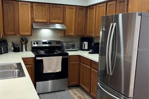 Touwnhouse à vendre à Tampa, Floride: 2 chambres, 104.05 m2 № 2419155 - photo 8