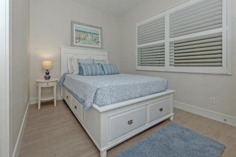Condo in Venice, Florida, 2 bedrooms № 2105889 - photo 22