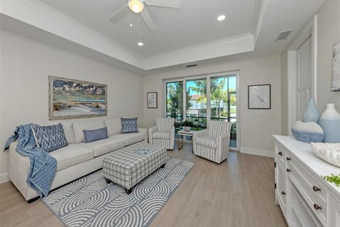 Condo in Venice, Florida, 2 bedrooms № 2105889 - photo 9
