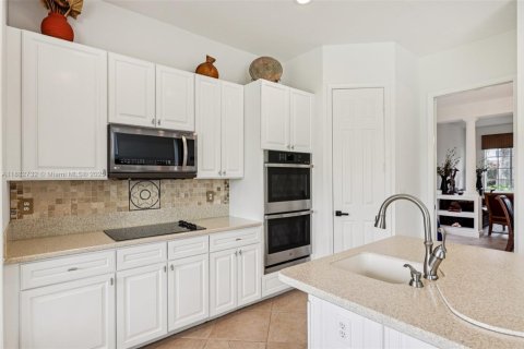 Casa en venta en Wellington, Florida, 6 dormitorios, 401.24 m2 № 1930122 - foto 24