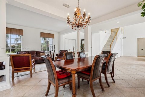 Casa en venta en Wellington, Florida, 6 dormitorios, 401.24 m2 № 1930122 - foto 15