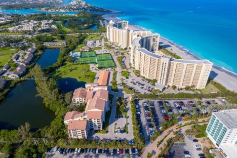 Condo in Jupiter, Florida, 2 bedrooms  № 1796253 - photo 4