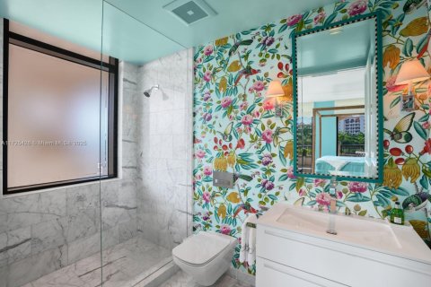 Condo in Miami Beach, Florida, 3 bedrooms  № 1811275 - photo 17
