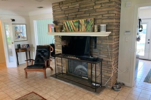 House in Sarasota, Florida 2 bedrooms, 140 sq.m. № 1911149 - photo 7