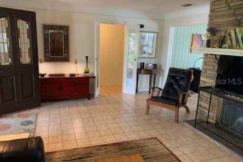 House in Sarasota, Florida 2 bedrooms, 140 sq.m. № 1911149 - photo 8