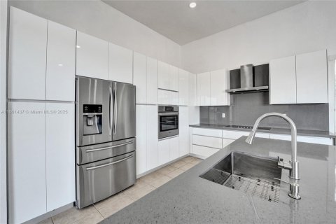 Casa en venta en Miramar, Florida, 4 dormitorios, 232.81 m2 № 1727967 - foto 27