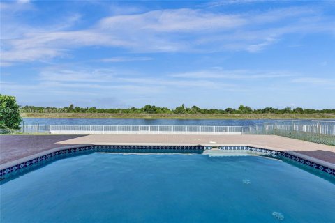 Casa en venta en Miramar, Florida, 4 dormitorios, 232.81 m2 № 1727967 - foto 7