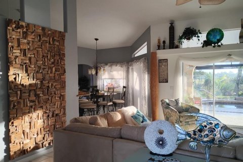 House in Rotonda, Florida 3 bedrooms, 189.15 sq.m. № 1567911 - photo 8