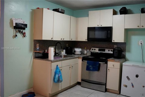 Купить виллу или дом в Форт-Лодердейл, Флорида 3 спальни, 107.77м2, № 1999722 - фото 5