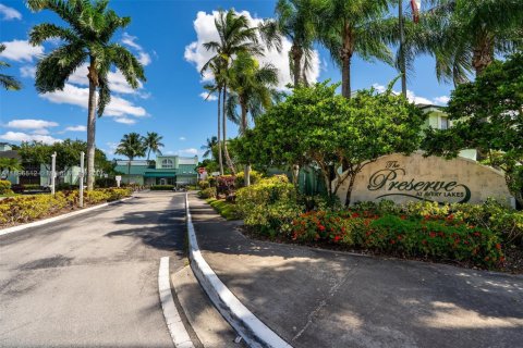 Condo in Sunrise, Florida, 1 bedroom  № 1948843 - photo 30