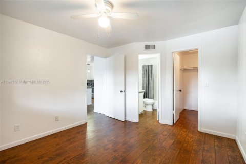 Condo in Sunrise, Florida, 1 bedroom  № 1948843 - photo 14