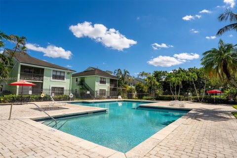Condo in Sunrise, Florida, 1 bedroom  № 1948843 - photo 28