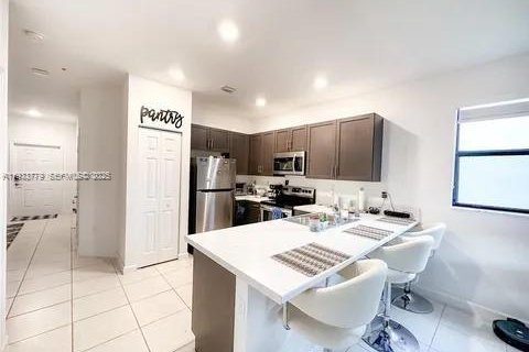 Adosado en venta en Miami, Florida, 3 dormitorios, 157.38 m2 № 1992046 - foto 6