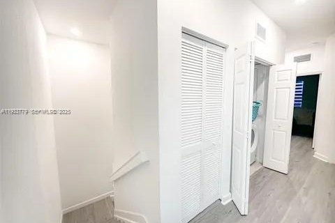 Adosado en venta en Miami, Florida, 3 dormitorios, 157.38 m2 № 1992046 - foto 12