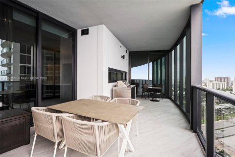 Copropriété à louer à Sunny Isles Beach, Floride: 4 chambres, 385.92 m2 № 1957619 - photo 16