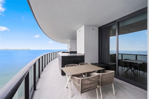 Copropriété à louer à Sunny Isles Beach, Floride: 4 chambres, 385.92 m2 № 1957619 - photo 7