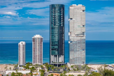 Copropriété à louer à Sunny Isles Beach, Floride: 4 chambres, 385.92 m2 № 1957619 - photo 20