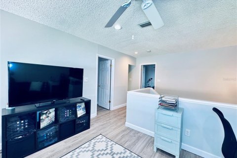 Condominio en venta en Tampa, Florida, 2 dormitorios, 129.13 m2 № 1745261 - foto 21