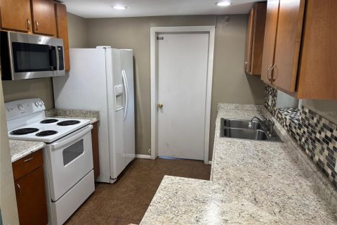 Casa en alquiler en Bradenton, Florida, 3 dormitorios, 132.66 m2 № 1917344 - foto 2