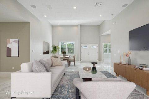 Villa ou maison à vendre à Zephyrhills, Floride: 4 chambres, 241.82 m2 № 1907602 - photo 3