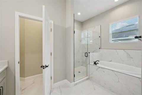Villa ou maison à vendre à Zephyrhills, Floride: 4 chambres, 241.82 m2 № 1907602 - photo 24