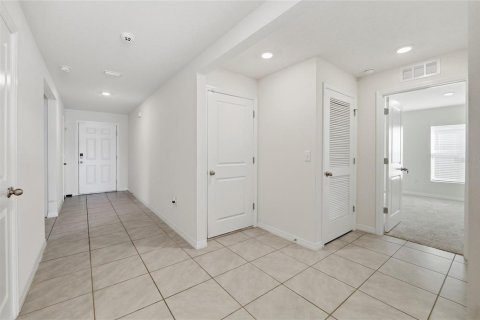 House in Riverview, Florida 4 bedrooms, 171.5 sq.m. № 2430321 - photo 11