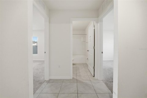 House in Riverview, Florida 4 bedrooms, 171.5 sq.m. № 2430321 - photo 9