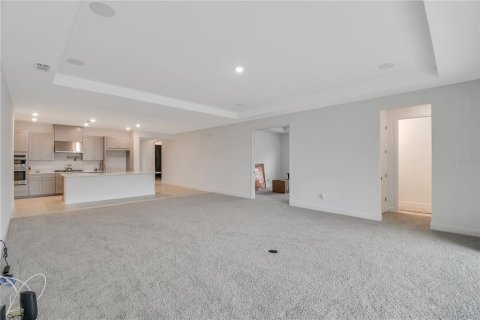 Casa en venta en Apopka, Florida, 4 dormitorios, 268.49 m2 № 2231914 - foto 8