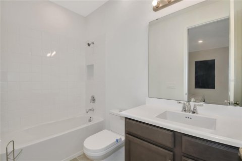 Casa en venta en Apopka, Florida, 4 dormitorios, 268.49 m2 № 2231914 - foto 16