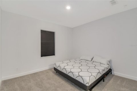 Casa en venta en Apopka, Florida, 4 dormitorios, 268.49 m2 № 2231914 - foto 14