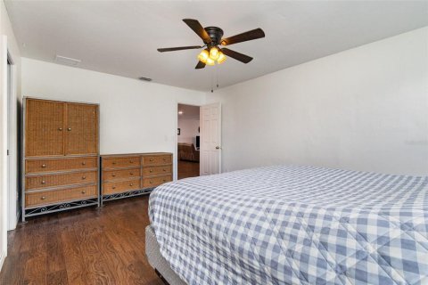 Casa en venta en Cape Coral, Florida, 3 dormitorios, 141.77 m2 № 1630708 - foto 11