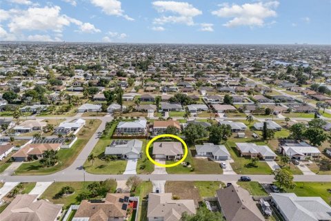 Casa en venta en Cape Coral, Florida, 3 dormitorios, 141.77 m2 № 1630708 - foto 22