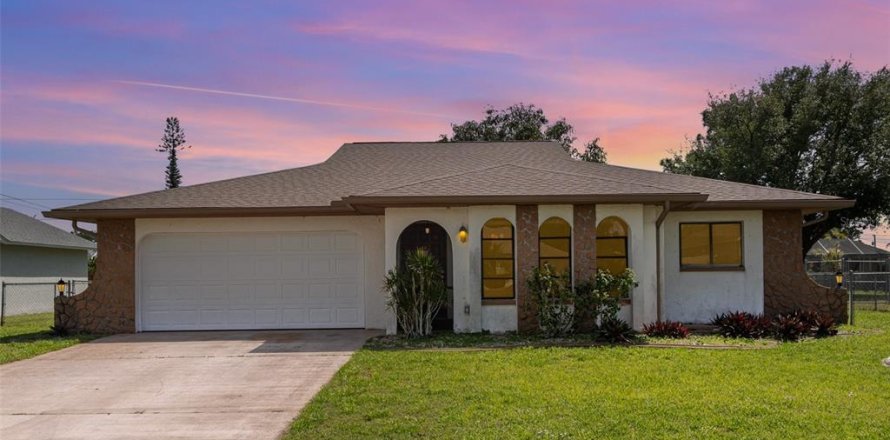 Casa en Cape Coral, Florida 3 dormitorios, 141.77 m2 № 1630708