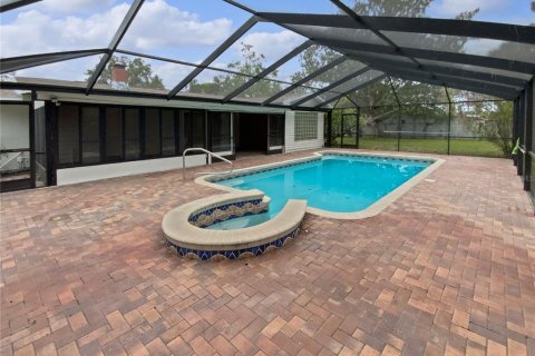 House in Spring Hill, Florida 2 bedrooms, 119.29 sq.m. № 1847402 - photo 28
