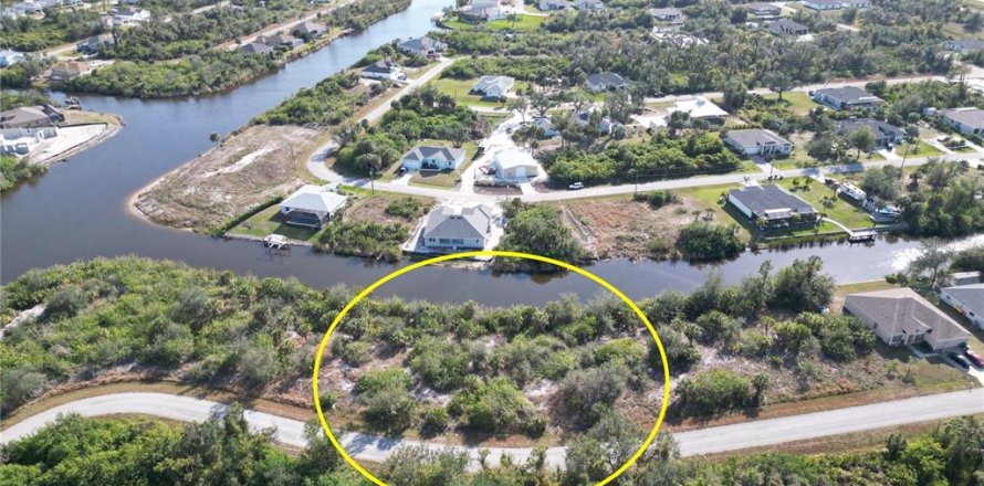 Terreno en Port Charlotte, Florida № 1521039