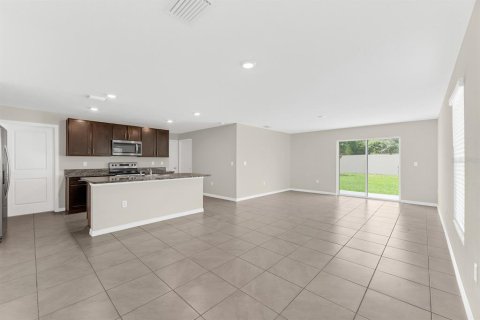 House in Riverview, Florida 5 bedrooms, 234.3 sq.m. № 2210414 - photo 4