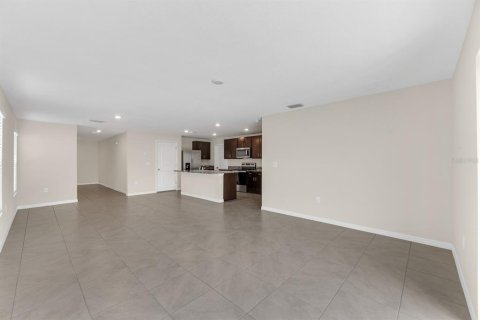 House in Riverview, Florida 5 bedrooms, 234.3 sq.m. № 2210414 - photo 9