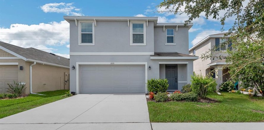 House in Riverview, Florida 5 bedrooms, 234.3 sq.m. № 2210414