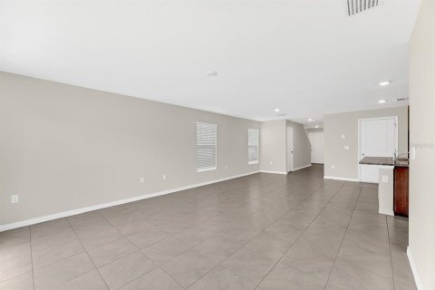 House in Riverview, Florida 5 bedrooms, 234.3 sq.m. № 2210414 - photo 7