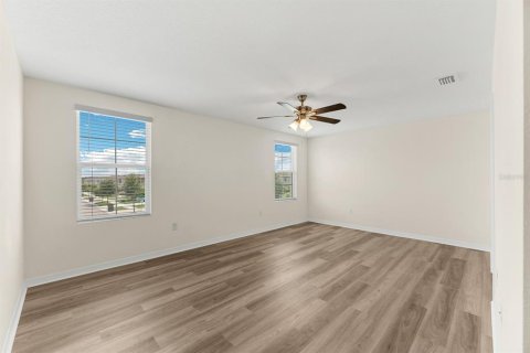 House in Riverview, Florida 5 bedrooms, 234.3 sq.m. № 2210414 - photo 19