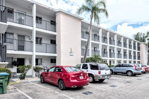 Condominio en alquiler en Bradenton, Florida, 1 dormitorio, 53.51 m2 № 1817245 - foto 1
